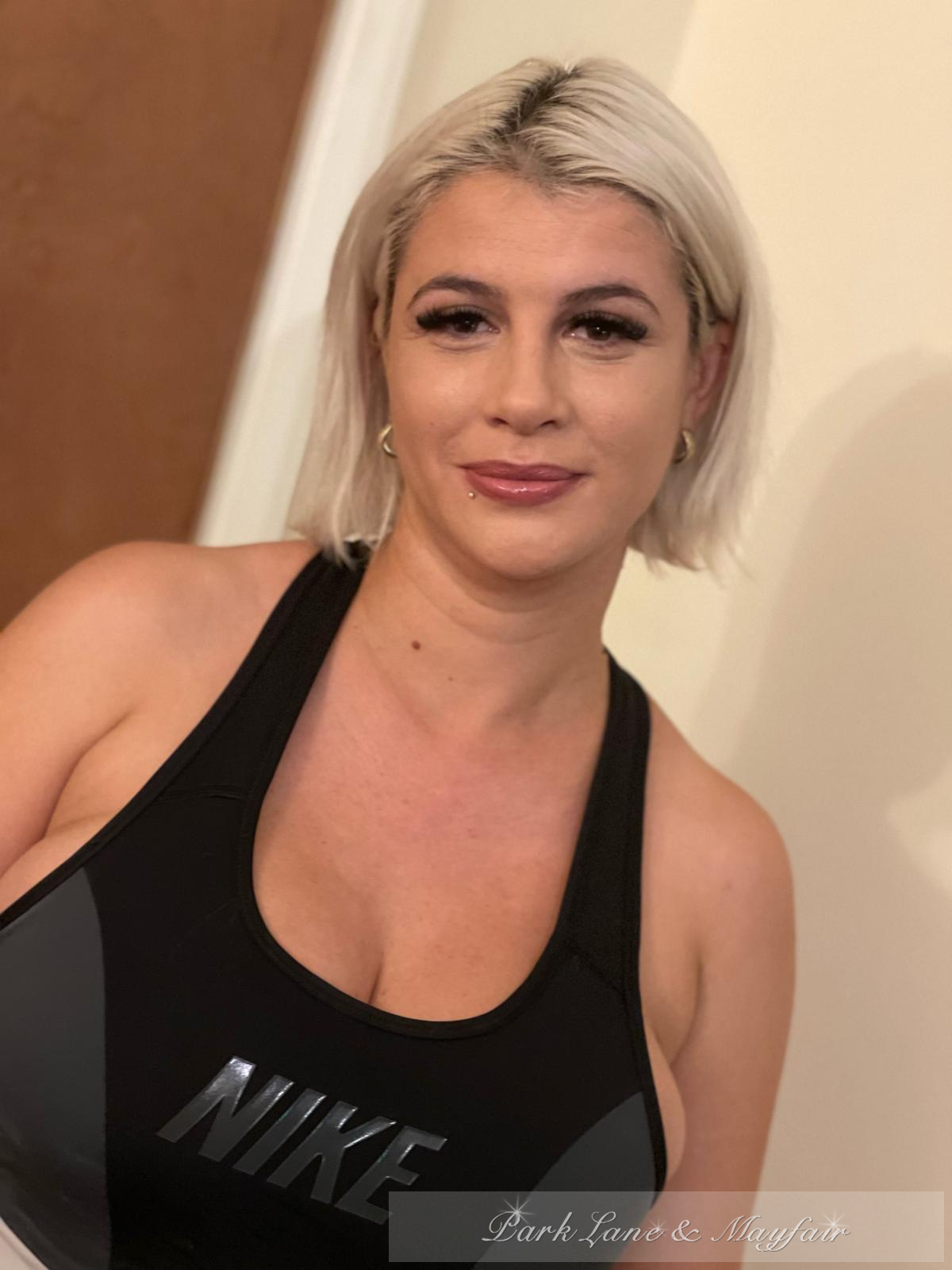 *Ellie