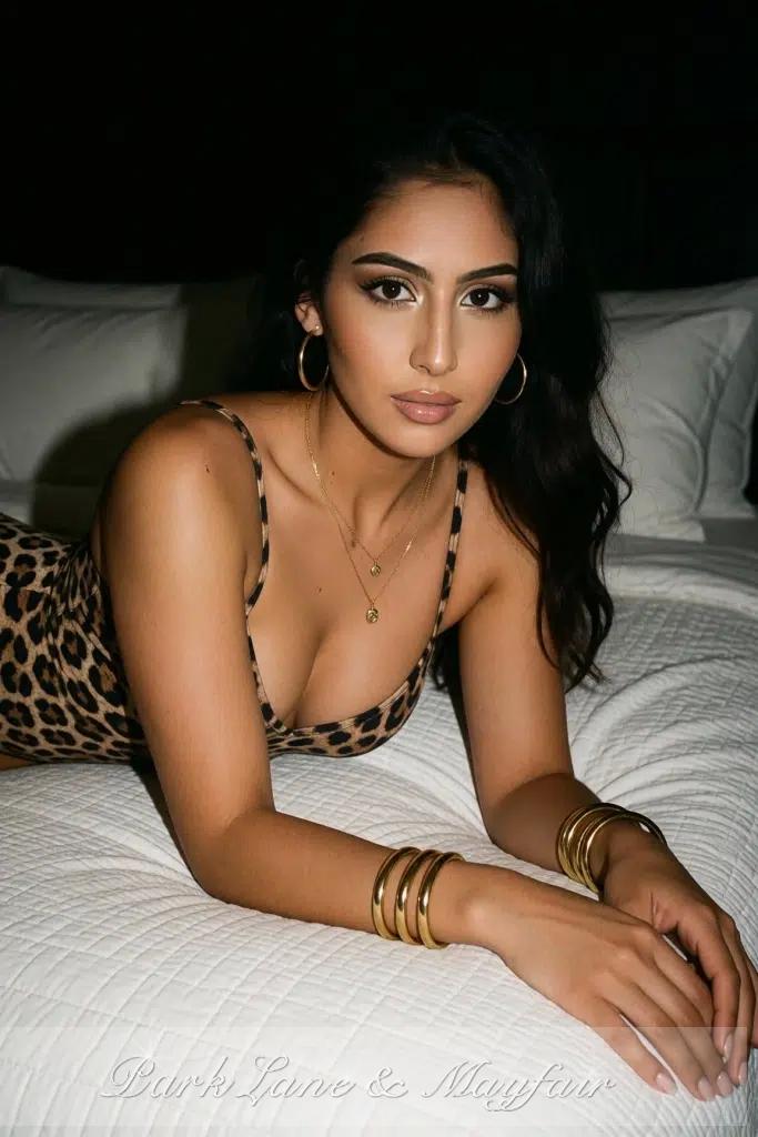 Flleur captivates you with her charming stance and warm, welcoming eyes.